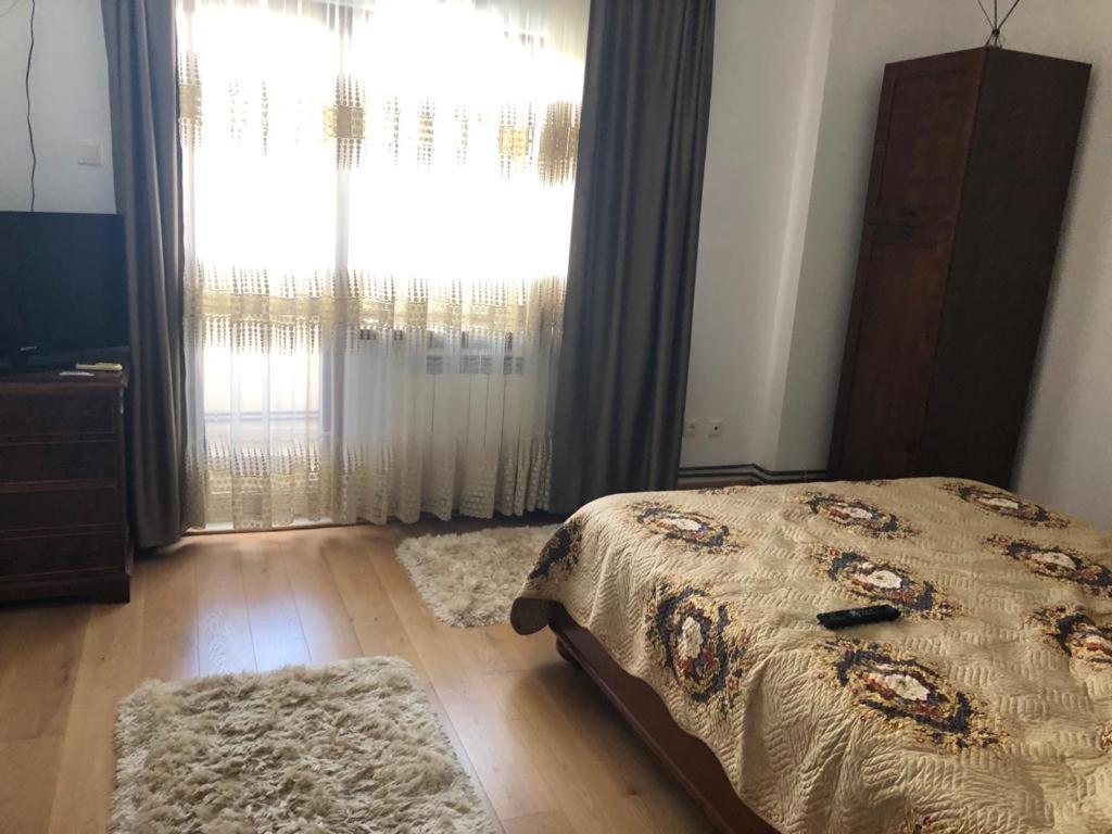 Peninsula Apartment, Constanţa Exteriér fotografie